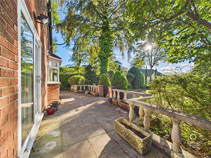 3 Bedroom Bungalow For Sale In Durham Road, Gillas Lane West, Houghton Le Spring, Tyne And Wear, DH5
