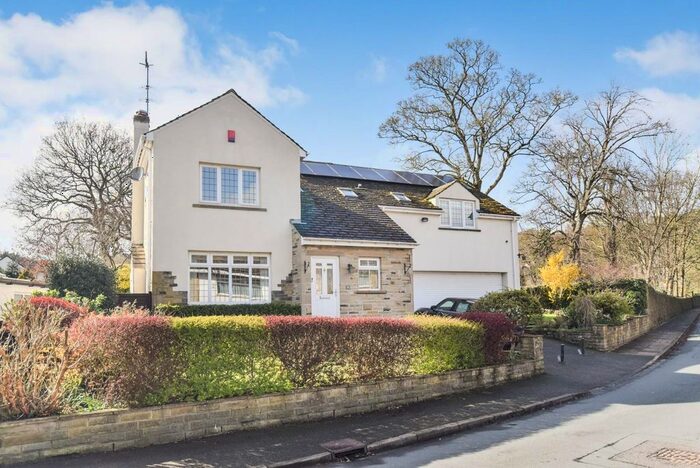 4 Bedroom Detached House For Sale In Narrow Lane, Harden, Bingley, BD16