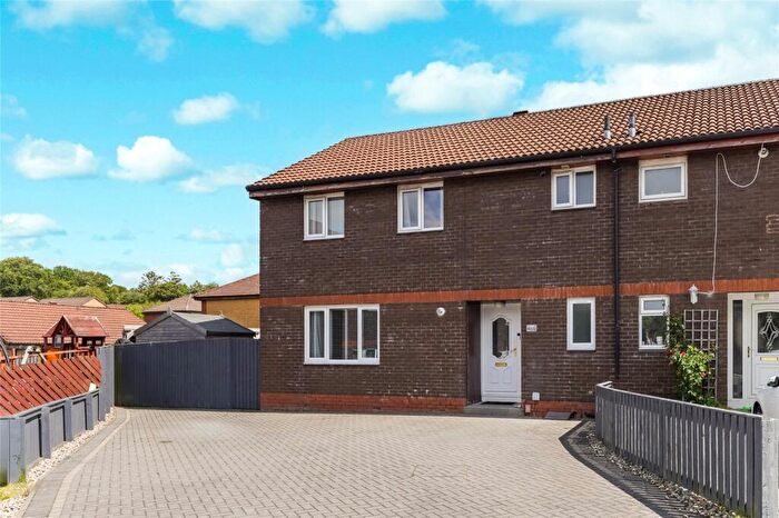 4 Bedroom Semi-Detached House For Sale In Falcon Brae, Livingston, West Lothian, EH54