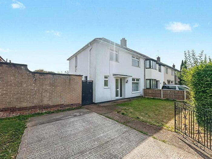 3 Bedroom End Of Terrace House To Rent In Bransdale Road, Nottingham, NG11