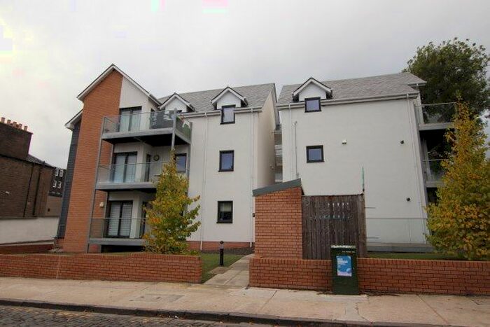 2 Bedroom Flat To Rent In Roseangle, Dundee, DD1