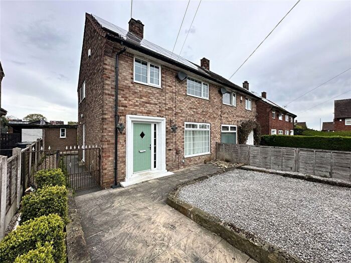 3 Bedroom Semi Detached House To Rent In Swarcliffe Road, Leeds, West Yorkshire, LS14
