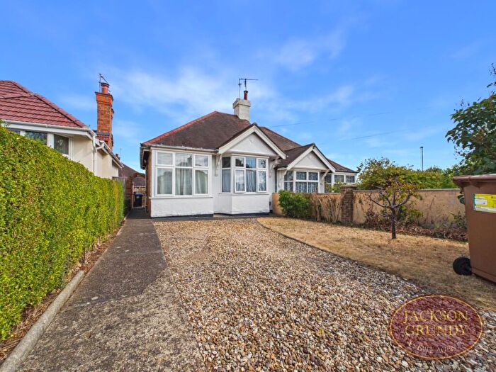 2 Bedroom House To Rent In Ellesmere Avenue, Duston, NN5