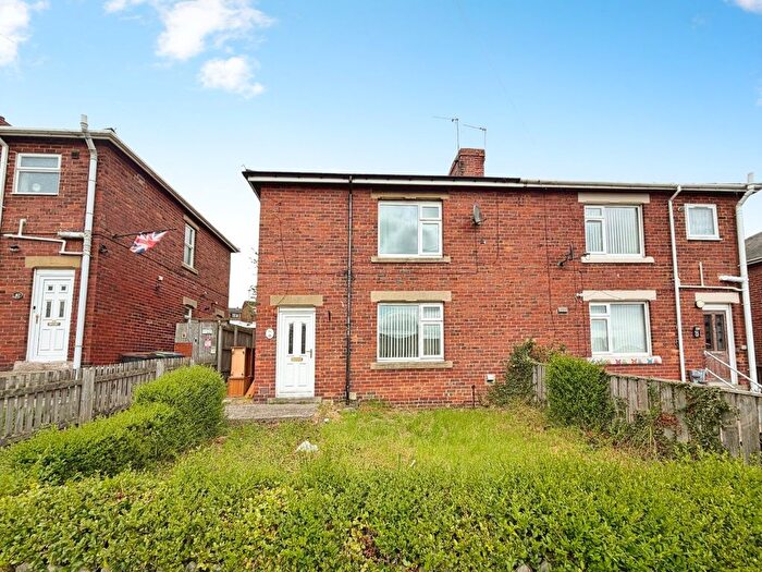 3 Bedroom Semi-Detached House For Sale In Wear Road, Stanley, Durham, DH9