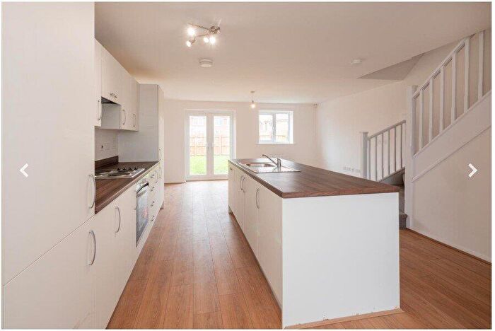 3 Bedroom Semi-Detached House To Rent In Watson Drive, Scartho Top, Grimsby, DN33