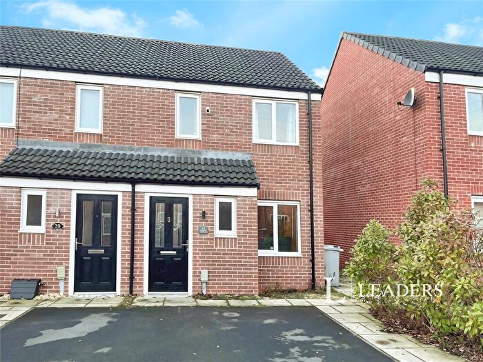 2 Bedroom End Of Terrace House For Sale In First Oak Drive, Clipstone Village, Mansfield, NG21