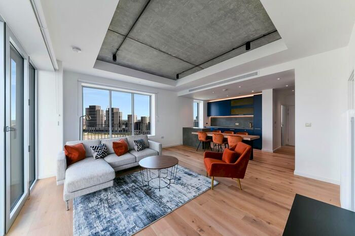 2 Bedroom Flat For Sale In Rendel House, Goodluck Hope Walk, E14