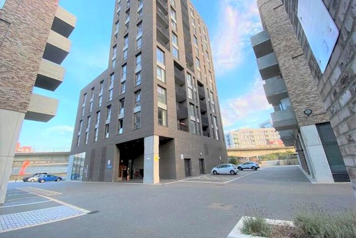 2 Bedroom Flat To Rent In Mitten House, Faircharm Dock, Creative Road, SE8