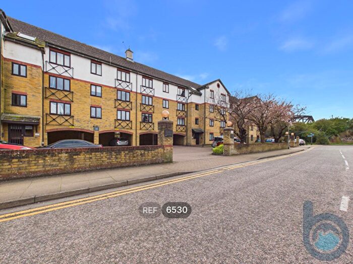 2 Bedroom Flat To Rent In Admiral House, Centre, Peterborough, PE1