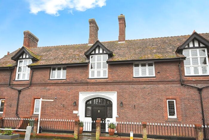 4 Bedroom Terraced House For Sale In Church Street, Kelvedon, Colchester, CO5