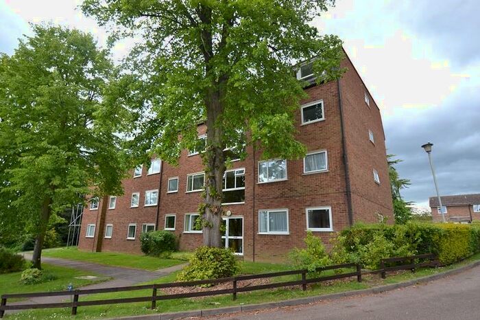 1 Bedroom Apartment To Rent In Kestrel Court, Ware, SG12