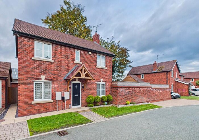 3 Bedroom Detached House For Sale In Prospect Place, Stafford, ST17