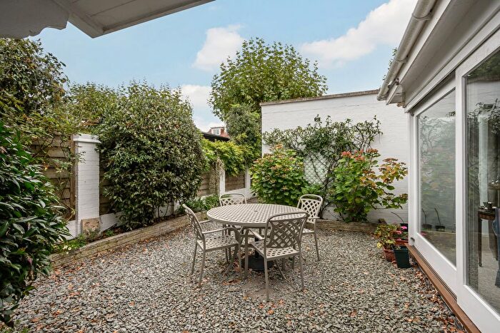 3 Bedroom Detached House For Sale In Parkside Gardens, Wimbledon Village, SW19