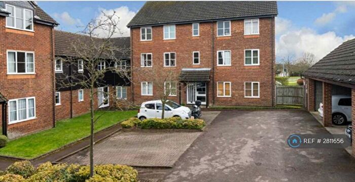 2 Bedroom Flat To Rent In Twyford Road, St. Albans, AL4