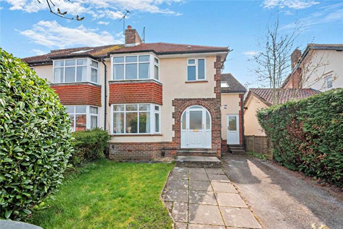 4 Bedroom Semi Detached House For Sale In Bartlemy Close, Newbury, Berkshire, RG14