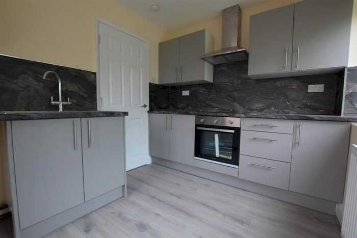 3 Bedroom Semi-Detached House To Rent In Princess Avenue, East Tilbury, Tilbury, RM18