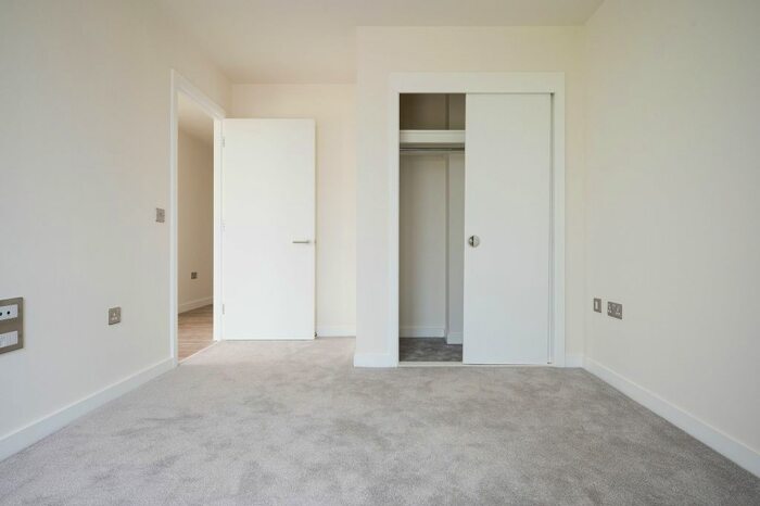 3 Bedroom Flat To Rent In The Kell, Gillingham Gate Road, Gillingham, ME4