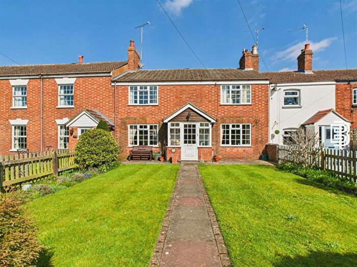 4 Bedroom Terraced House For Sale In Main Street, Wolston, Coventry, CV8