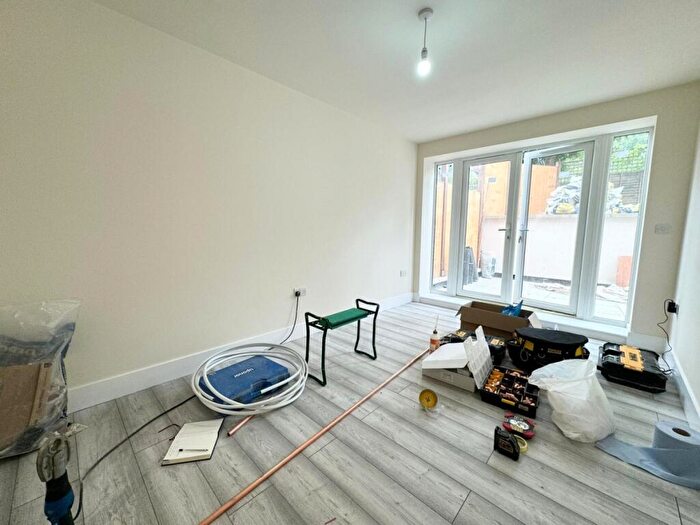 2 Bedroom Flat To Rent In Crouch Hill, Crouch End, N8