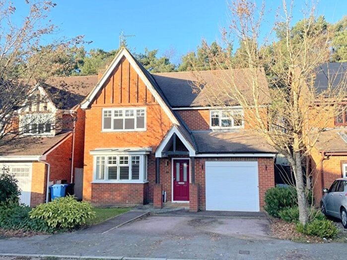 4 Bedroom Detached House To Rent In Ramsdell Road, Fleet, Hampshire, GU51
