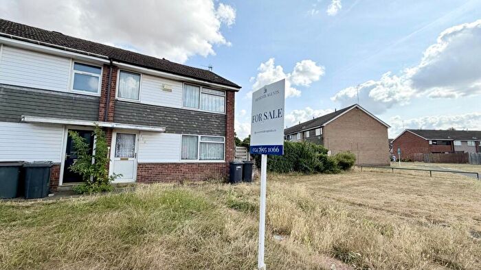 3 Bedroom End Of Terrace House For Sale In Acacia Crescent, Bedworth, CV12