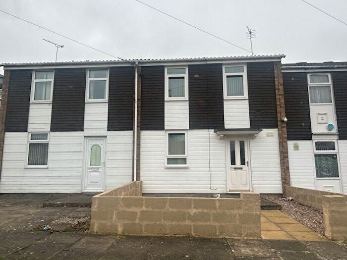 3 Bedroom Terraced House To Rent In Ambassador Road, Leicester, LE5