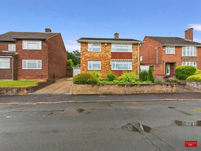 4 Bedroom Detached House For Sale In Rissington Road, Tuffley, Gloucester, GL4
