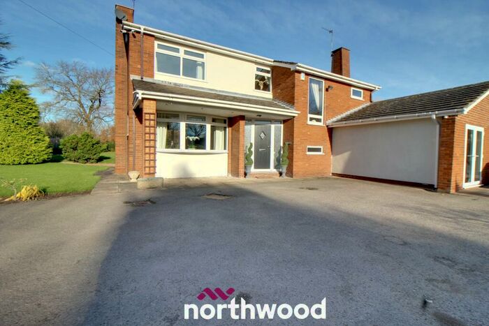 4 Bedroom Detached House To Rent In Hay Green, Fishlake, Doncaster, DN7