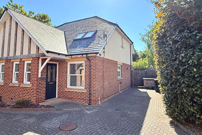 3 Bedroom Semi-Detached House For Sale In Hunters Lodge, Southampton Road, BH24