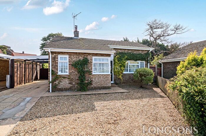 4 Bedroom Detached Bungalow For Sale In Old Vicarage Park, Narborough, PE32