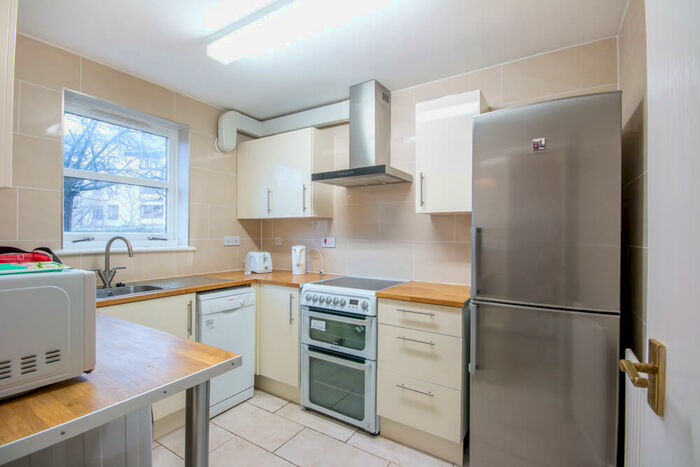 2 Bedroom Flat To Rent In St Leonards Street Edinburgh United Kingdom, EH8