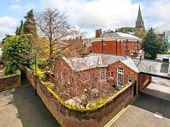 2 Bedroom Detached House For Sale In Gar Street, Winchester, SO23