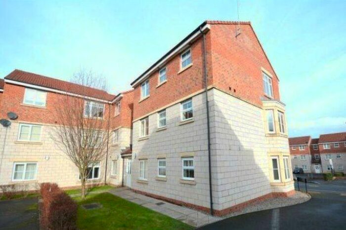 2 Bedroom Flat To Rent In Highfield Rise, Chester Le Street, DH3