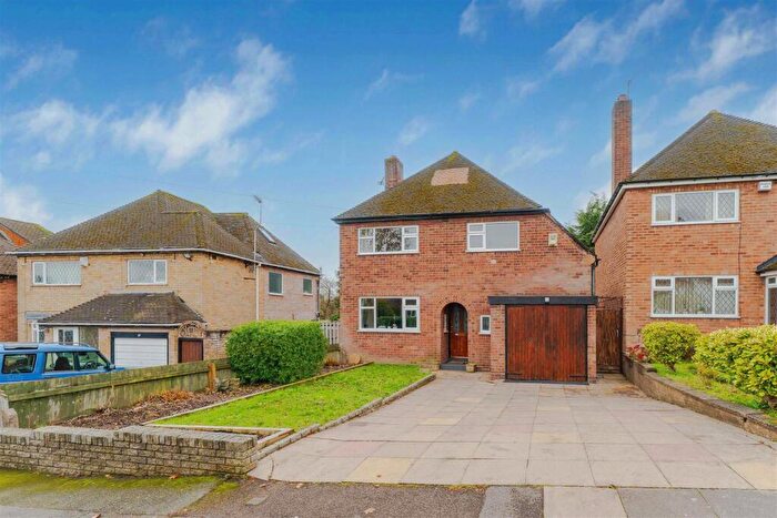 3 Bedroom Detached House For Sale In Colebourne Road, Billesley, Birmingham, B13