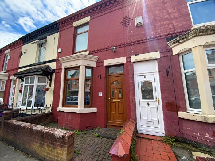 2 Bedroom House To Rent In August Road, Tuebrook, L6