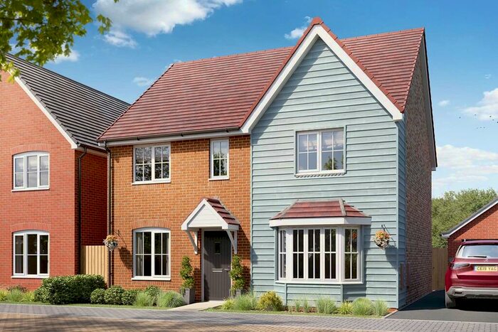4 Bedroom Semi-Detached House For Sale In Sweechbridge Road Herne Bay, CT6