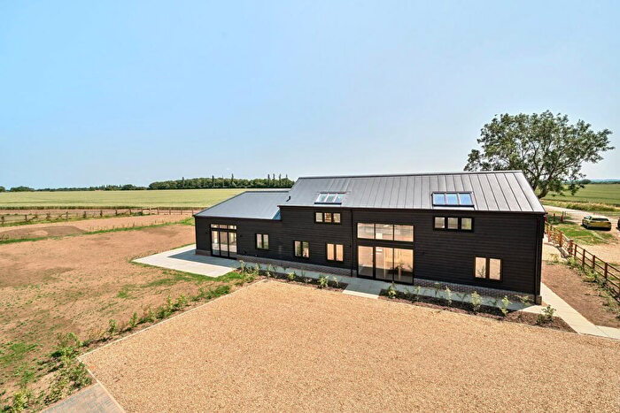 4 Bedroom Barn Conversion For Sale In Begwary Lane, Begwary, Bedford, MK44