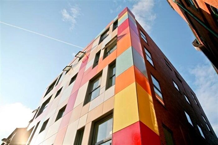 1 Bedroom Flat To Rent In Flat The Call Box, , Call Lane, LS1