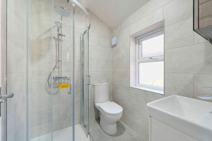 Studio To Rent In Larch Road, Willesden Green, London, NW2