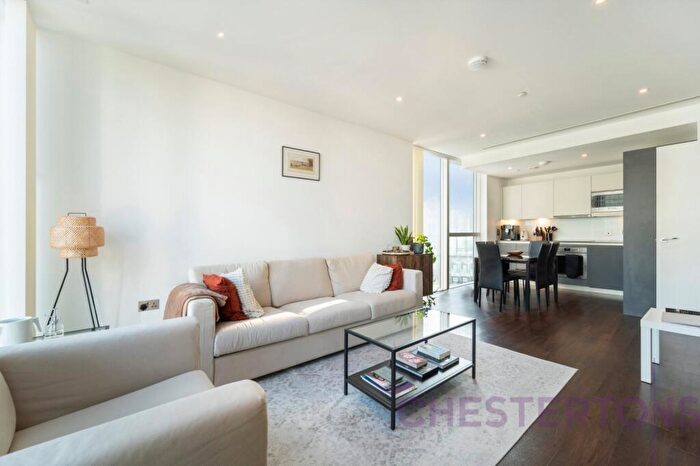 2 Bedroom Flat To Rent In Maine Tower, Harbour Way, E14