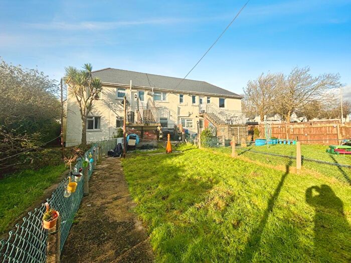 3 Bedroom Flat To Rent In Jenner Road, Barry, CF62