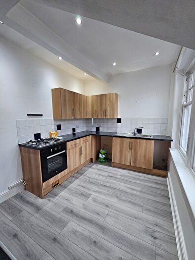 1 Bedroom Flat To Rent In Conway Road, Colwyn Bay, LL29