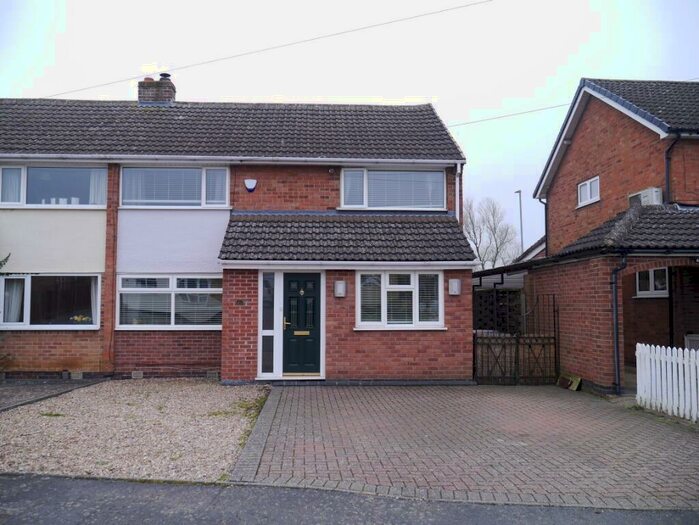 4 Bedroom Semi-Detached House To Rent In Ferneley Crescent, Melton Mowbray, LE13