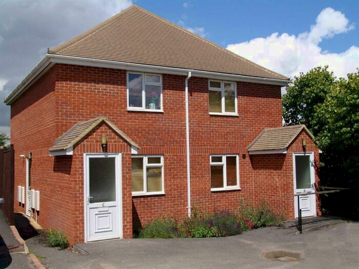 1 Bedroom Flat To Rent In King Georges Field, Stow On The Wold, GL54