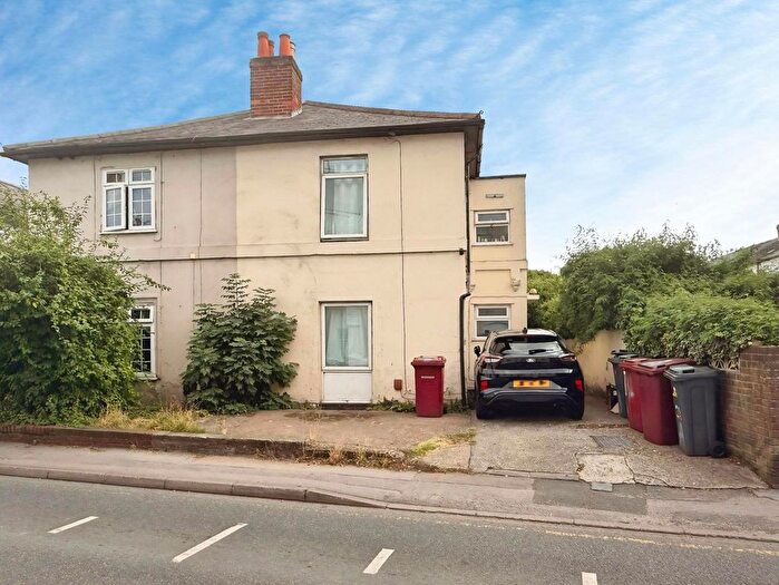 1 Bedroom Flat To Rent In Tilehurst Road, Reading, Berkshire, RG1