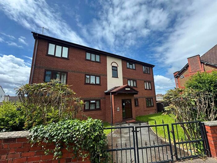 2 Bedroom Flat For Sale In St. Georges Road, Wallasey, CH45