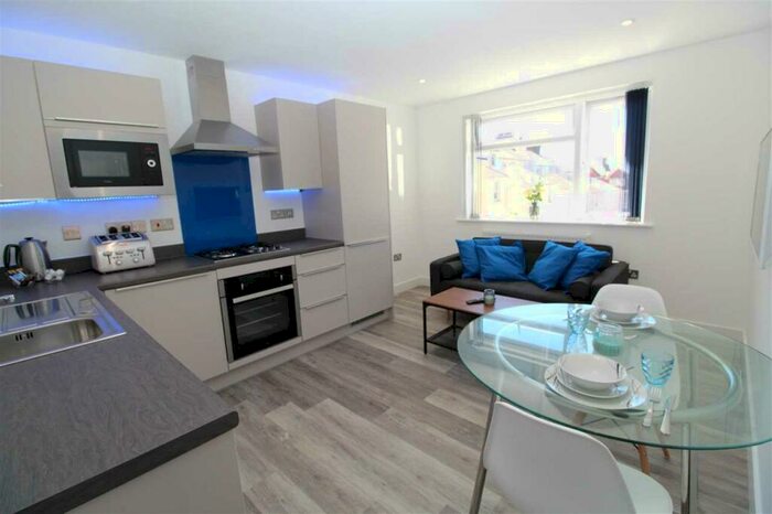 2 Bedroom Apartment To Rent In Queen Anne Terrace, Plymouth, PL4