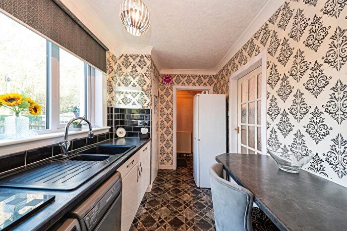 2 Bedroom Terraced House For Sale In Annan Drive, Rutherglen, Glasgow, G73