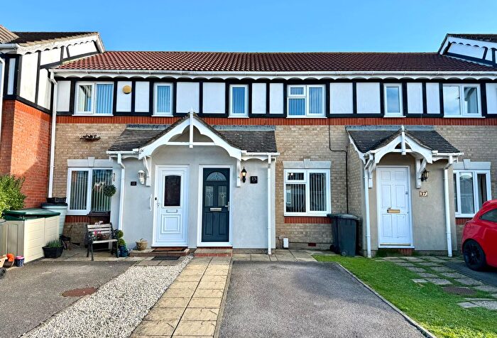 2 Bedroom Terraced House For Sale In Grayshott Road, Gosport, PO12