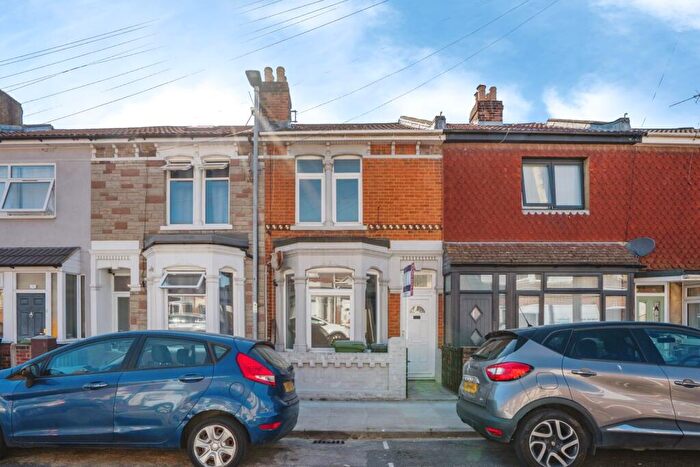 3 Bedroom Terraced House For Sale In Paulsgrove Road, Portsmouth, Hampshire, PO2